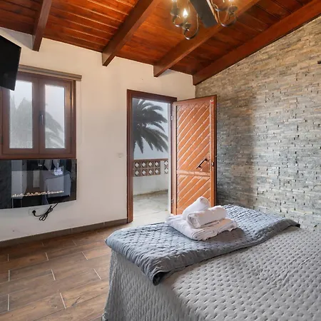 Casa Cruz De Tierno