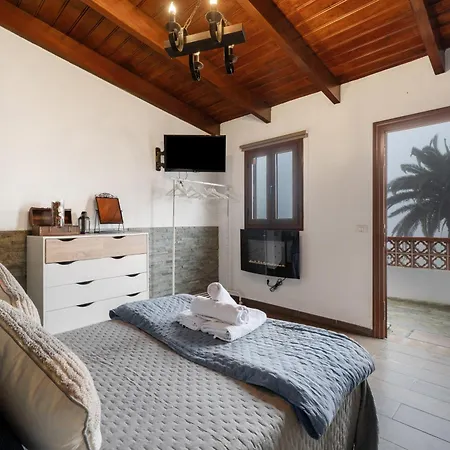 Casa Cruz De Tierno Агуло