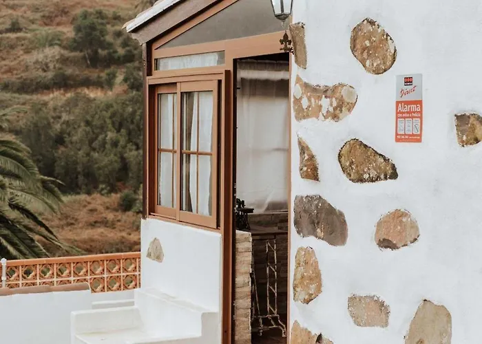 Casa Cruz De Tierno 度假居 *